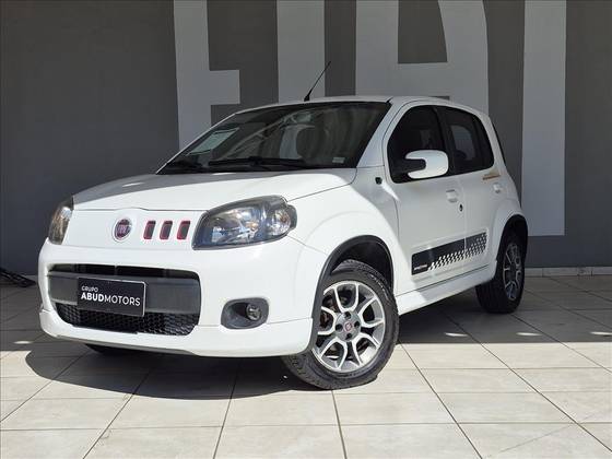 FIAT UNO 1.4 EVO SPORTING 8V FLEX 4P MANUAL FIAT UNO 1.4 EVO SPORTING 8V FLEX 4P MANUAL